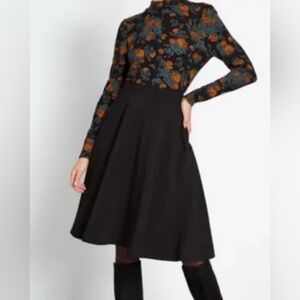 Black Fully lined Midi Swing Skirt - Modcloth - Size Small - Like New
